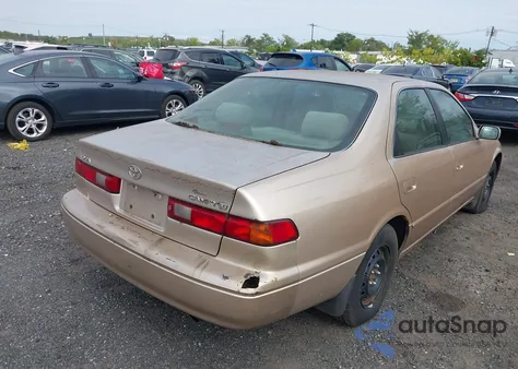 1999 Toyota Camry Le from USA, damaged, VIN 4T1BG22K9XU515253